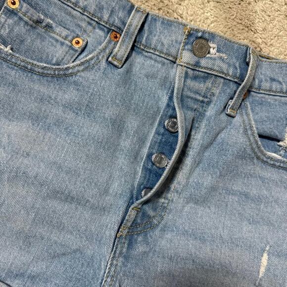 Levi's Ribcage Short - Picture 4 of 5